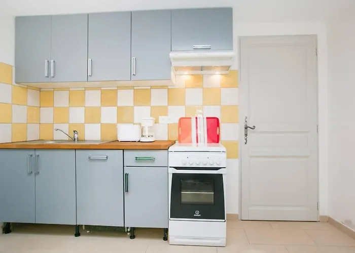 Apartmán Regina's - Comfortable And Next To The *